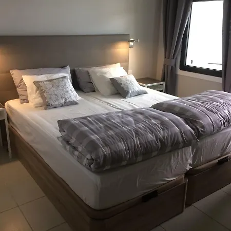 En Plena Playa De Canteras لاس بالماس دي غران كاناريا