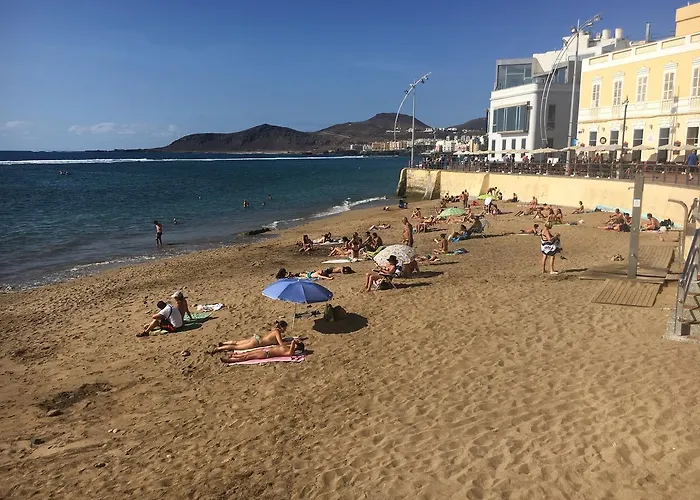 Apartment En Plena Playa De Canteras *