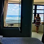 En Plena Playa De Canteras Las Palmas de Gran Canaria